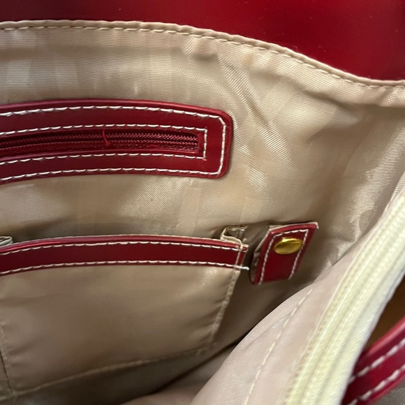 ISAAC MIZRAHI for TARGET Brown & Tan Striped Logo Tote w/ Faux Red Leather Trim - Picture 12 of 13